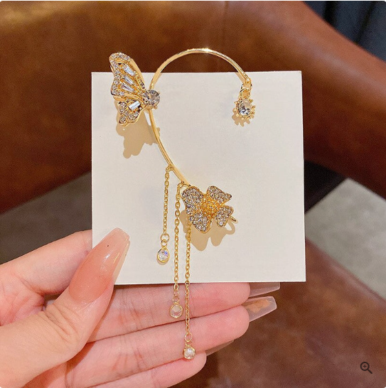 Dazzling Butterfly Cuff earrings™