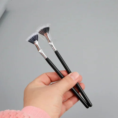 120° Folded Fan-Shaped Brush