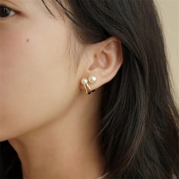 Gold Pearl Earrings